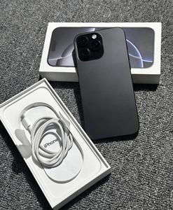 Para el Ejercicio Matutino, Escuchar Música, Llamadas con Manos Libres, LTE, CDMA, Pantalla FHD, Soporte en Francés para 16 Pro Max, Ofrece Sonido Fuerte y Nítido - Product Image 1