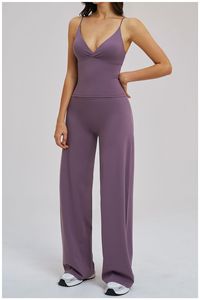 Ensemble de sport 2 pièces personnalisé pour <span class=keywords><strong>femme</strong></span> : <span class=keywords><strong>débardeur</strong></span> et pantalon évasé taille haute pour Pilates, Yoga et Fitness - Product Image 5