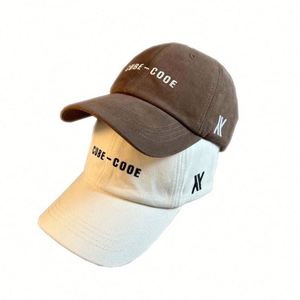 Gorra de Béisbol con Letras Bordadas a la Moda, Ajustable, de Algodón, Personalizada, de 6 Paneles, con Logotipo Bordado, para Hombre y Mujer - Product Image 1