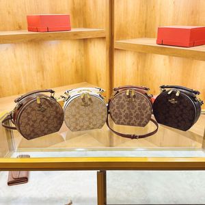 Bolso Mensajero de Lujo para Mujer en Estilo Vintage, Hecho de Material PU y Equipado con Cierre de Cremallera. - Product Image 6