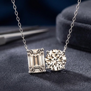 Collier pendentif en argent 925 avec moissanite taille émeraude et taille ronde, chaîne à maillons pour femme, bijou cadeau - Product Image 3