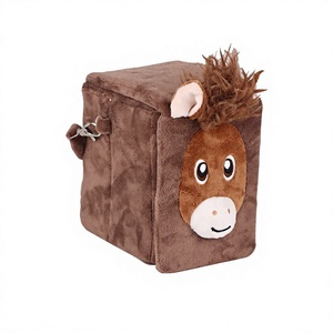 Estuche de Cartas Coleccionables de Cuero PU FX Premium, Personalizable en Color y Tamaño, con Diseño de Caballo, de Alta Capacidad y Portátil - Product Image 1