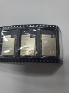 Module MCU Wi-Fi et BLE double cœur ESP32-WROVER-E(8MB) ESPRESSIF adapté avec antenne intégrée - Product Image 5