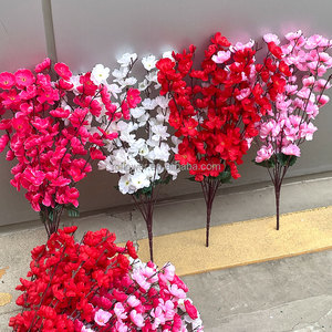 Ramo de flores de melocotón Flores artificiales de seda <span class=keywords><strong>Flor</strong></span> de cerezo Flores artificiales de melocotón para decoración de boda - Product Image 1