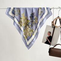 Foulard carré en soie pour femme, rose et noir, motif abstrait, style artistique moderne