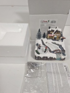 Villaggi Natalizi <span class=keywords><strong>da</strong></span> <span class=keywords><strong>Tavolo</strong></span> in Resina Ecologica Fatti a Mano con Luci LED, Babbo Natale e Signora Natale su <span class=keywords><strong>Bicicletta</strong></span> con Funzione di Movimento Avanti/Indietro - Product Image 5