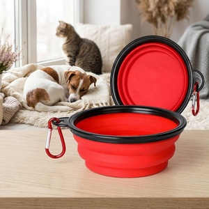 Gamelle pliable haut de gamme pour animaux de compagnie, en silicone élastique avec système de verrouillage rapide, idéale pour la promenade, la boisson et les friandises des chiens et des chats en extérieur. - Product Image 4