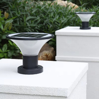 Lampe à pilier LED solaire moderne en aluminium moulé sous pression, étanche IP65, pour extérieur, jardin, allée, cour, portail, colonne, mur