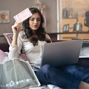 Certificado <span class=keywords><strong>de</strong></span> <span class=keywords><strong>regalo</strong></span> floral <span class=keywords><strong>de</strong></span> hoja <span class=keywords><strong>de</strong></span> oro Vale <span class=keywords><strong>de</strong></span> papel, tarjetas <span class=keywords><strong>de</strong></span> visita <span class=keywords><strong>para</strong></span> salón <span class=keywords><strong>de</strong></span> belleza Restaurante <span class=keywords><strong>Spa</strong></span> Tarjeta <span class=keywords><strong>de</strong></span> cupón única <span class=keywords><strong>para</strong></span> él y ella - Product Image 3