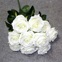 Bouquet hautement réaliste de 10 roses à feuilles bouclées, arrangement floral de style français, décoration intérieure, allée de mariage, photographie en extérieur