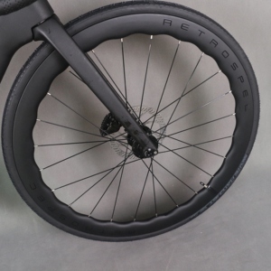 Nueva Bicicleta de Carretera con Cuadro de Carbono T1000 de 6 Pernos, Grupo Hidráulico Di2 de 24 Velocidades TT-X42 de Fibra de Carbono con Ruedas de Carbono - Product Image 5