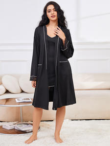 Ensemble de Nuit Grande Taille Flatteur pour Femmes : <span class=keywords><strong>Robe</strong></span> Nuisette Froncée et Peignoir Assorti, Pyjama à Taille Élastique - Product Image 3