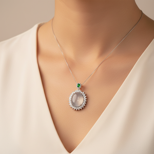 Colgante Clásico de Jadeíta Qingyabailu Feicui con Forma de Calabaza para Aniversario - Product Image 3