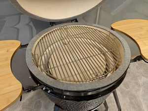 <span class=keywords><strong>Barbecue</strong></span> au charbon de bois <span class=keywords><strong>Kamado</strong></span> en céramique de 18 pouces avec chariot et table d'appoint pliable en bambou pour <span class=keywords><strong>barbecue</strong></span> en plein air - Product Image 4