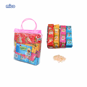 Bonbons gélifiés d'Halloween délicieux et amusants en forme de blocs multicolores aromatisés aux fruits, en boîte, pour les collations des enfants - Product Image 3