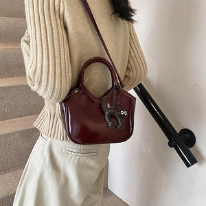 Nuevo Bolso de Cuero Genuino Cómodo con Cierre de Cremallera, Gran Capacidad, Moderno, Unisex - Product Image 3