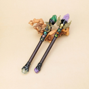 Varitas mágicas <span class=keywords><strong>de</strong></span> llama pequeña <span class=keywords><strong>de</strong></span> cristal Natural al por mayor, varitas mágicas <span class=keywords><strong>de</strong></span> diseño Original hechas a mano, <span class=keywords><strong>regalos</strong></span> exquisitos - Product Image 4