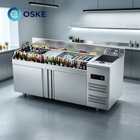 Station de cocktails mobile avec roulettes verrouillables, support flexible pour les banquets et les bars temporaires en extérieur
