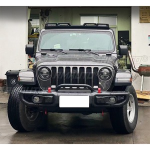 Accessoires pour Jeep Wrangler : Ensemble de feux antibrouillard arrière, Feu de freinage et de croisière, Phare de recherche, Feu de plafond à quatre faisceaux, Kit carrosserie Chin - Product Image 3