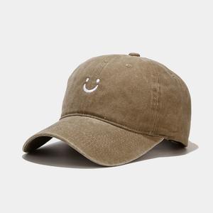 Vieille casquette de baseball souriant émoticône imperméable à l'eau Street Trend Duck Cap Sun Visor Hat Curved Brim Printed Embroidered Dot Pattern - Product Image 5