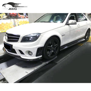 Labbro paraurti anteriore W204 C63 in fibra di carbonio per Mercedes Benz W204 C63 2007-2012 - Product Image 4