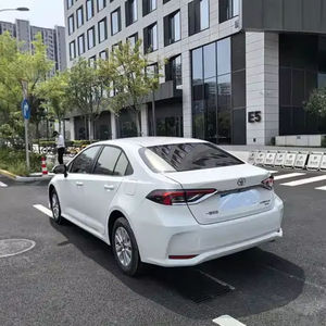 Venta caliente 2024 coche japonés Toyota Corolla 1,2 T Pioneer gasolina coche usado Cross 100-150Ps - Product Image 5