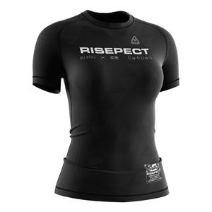 Camiseta de Compresión para Mujer con Protección UPF50+, Tejido Elástico en 4 Direcciones y de Secado Rápido, Ideal para Actividades Acuáticas y de Artes Marciales - Product Image 3