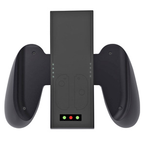 Impugnatura in Plastica con Ricarica Rapida 1000mAh, Controller Magnetico con Indicatore LED per Nintendo Switch 2 Joy Con, Accessorio per Giochi - Product Image 1
