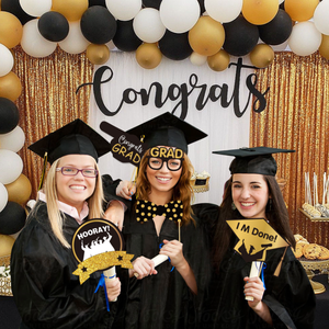 Set Originale di 22 Pezzi Tema Oro e Nero con Cornice per Foto di Laurea, Accessori per Fotografia - Product Image 4