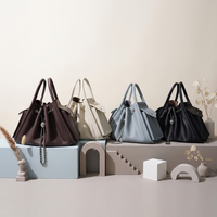 Tas Selempang Wanita Kulit Sapi Asli Premium Berkualitas OEM ODM Model Vintage Kapasitas Besar dengan Rantai