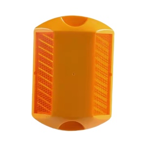 Reflector Vial Impermeable IP68 de Plástico Amarillo con Aluminio Reflectante Amarillo y Material de PC para Advertencia de Tráfico - Product Image 1