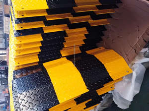 5 मिमी भारी शुल्क स्टील स्पीड हिप 1 मध्यम टुकड़ा अंत कैप (जोड़ी) - Product Image 6