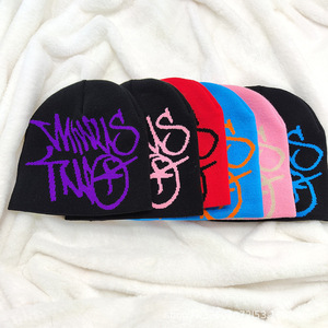 Gorro de Punto Jacquard Acrílico 100% Personalizado Unisex con Estampado, Tejido Común, Ropa Casual para Exteriores - Product Image 1