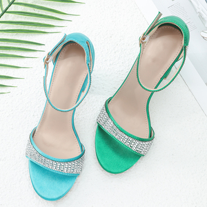 Nuovi <span class=keywords><strong>sandali</strong></span> vintage personalizzati alla moda scarpe da <span class=keywords><strong>donna</strong></span> si abbinano tutti con strass <span class=keywords><strong>tacco</strong></span> <span class=keywords><strong>medio</strong></span> con scarpe a una linea tacchi alti - Product Image 1