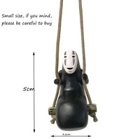 Mignon Anime voiture ornements sans visage mâle voiture pendentif voiture rétroviseur pendentif cadeau d'anniversaire Auto décoration accessoires