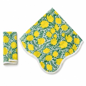 Serviette en coton à motif citron imprimé, 70x70cm, forme carrée, style méditerranéen, décoration de table, faite à la main, lavable en machine - Product Image 1