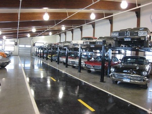 Pabrik Menyediakan <span class=keywords><strong>Lift</strong></span> Mobil Hidrolik Empat Tiang Berkualitas Tinggi 4 Ton Tinggi Angkat 2000mm Panel Listrik Peralatan Bengkel - Product Image 2