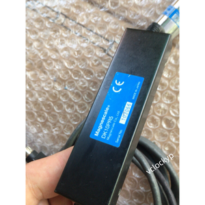 Sonda Digital Magnescale DK10PR5 con Recorrido de 10mm y Resorte de Empuje (Usada) - Product Image 3