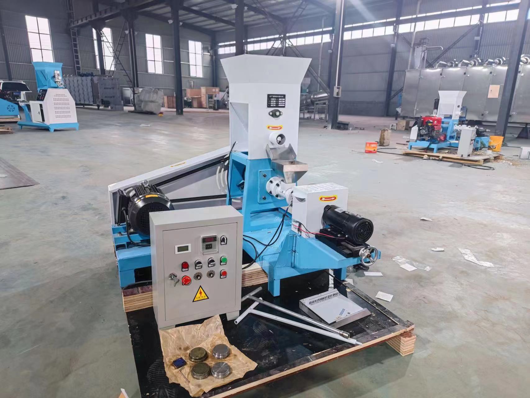 Dog Dry Pet Food Manufacture Machine Floating Fish Feed Food Processing Extruder Sales