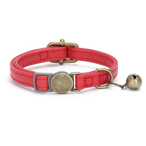 Collier de cou de chat en cuir PU de haute qualité <span class=keywords><strong>OEM</strong></span> avec cloche personnalisée graver au laser ID boucle de sécurité - Product Image 1