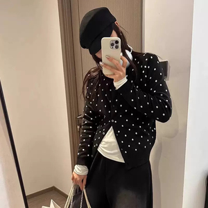 Cardigan in <span class=keywords><strong>maglia</strong></span> oversize nero personalizzato con stampa a <span class=keywords><strong>pois</strong></span>, abbottonatura frontale, maniche lunghe, anti-pilling e anti-piega - Product Image 3