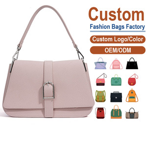 Bolso Bandolera de Cuero Genuino con Textura de Litchi – Rosa Suave con Cierre de Hebilla, Logotipo Personalizado Disponible - Product Image 1