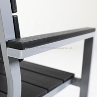Chaise de salle à manger d'extérieur moderne Joyeleisure Mobilier en bois plastique et aluminium pour le jardin Hôtel Park & Villa Style loisirs