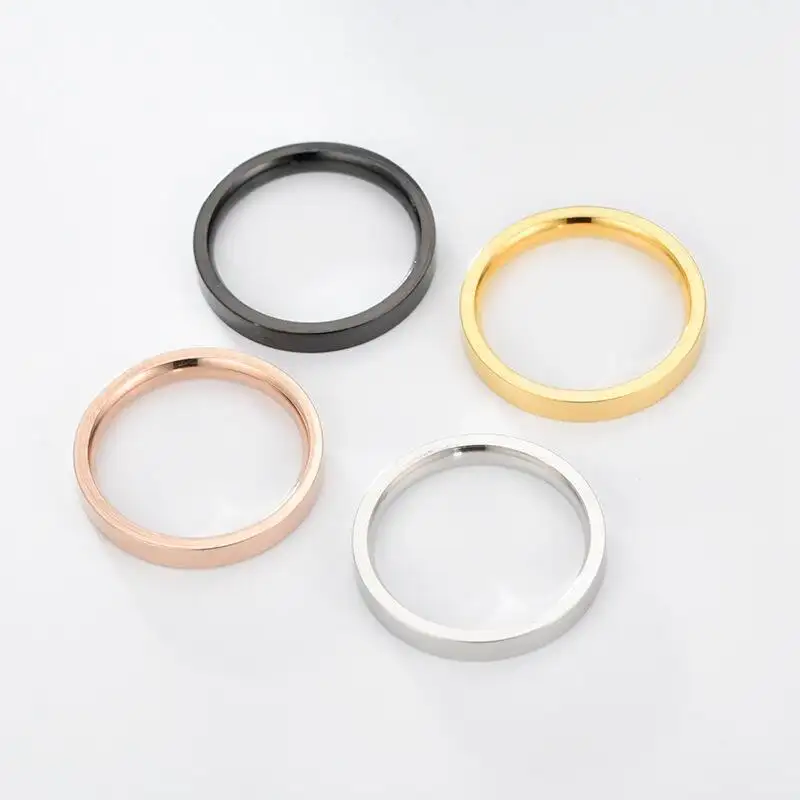Penjualan laris cincin sederhana lapisan emas elegan modis baja tahan karat cincin pernikahan bulat untuk wanita
