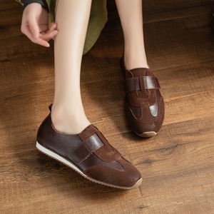 Nuevo estilo de zapatillas deportivas planas blancas para mujer A-Gan, zapatillas casuales sin cordones para mujer con correas ajustables - Product Image 3