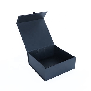 Caja de regalo plegable de embalaje de fijación magnética plegable de lujo Premium personalizada negra mate con cierre de bloqueo magnético - Product Image 1