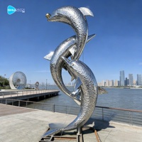 Sculpture de dauphin en acier inoxydable, ornement de parc extérieur personnalisé moderne, statue d'animal marin