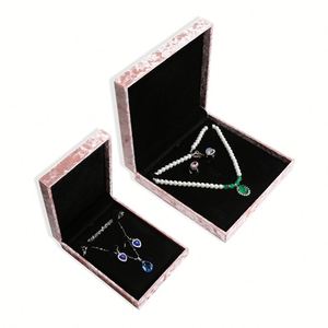 Caja de Joyería de Terciopelo para Pendientes, Pulseras, Collares y Anillos, Nuevo Diseño, Color Rosa - Product Image 4