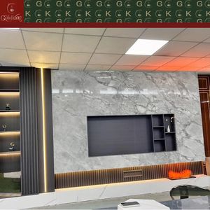 Dalles <span class=keywords><strong>de</strong></span> quartzite super blanc GOLDKING pour mur TV <span class=keywords><strong>de</strong></span> salon, découpe sur mesure, approvisionnement en gros, prêt pour les projets, design intérieur - Product Image 6