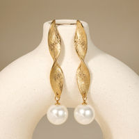 Pendientes de Perlas con Textura Metálica Trenzada de Acero Inoxidable Hipoalergénico CLIORO para Mujer, Joyería Diaria para Fiestas